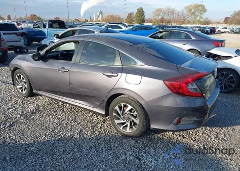 2016 Honda Civic Ex z USA, uszkodzony, nr VIN 19XFC2F7XGE223472